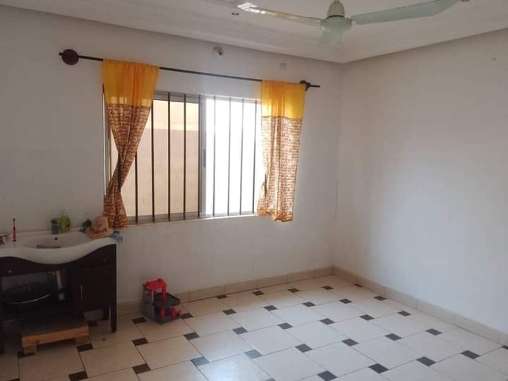 belle-villa-a-louer-a-fidjrosse